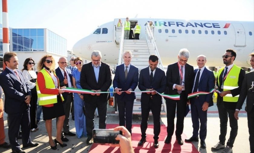 Air France torna a volare da Bari a Parigi
