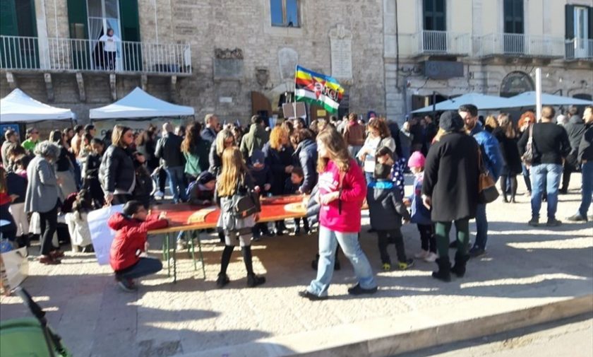 Il Disability Pride colora le strade di Terlizzi: «Affermiamo l'orgoglio di essere diversi!»