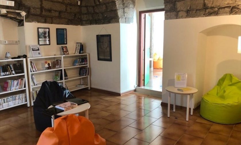 Lo spazio dedicato agli adolescenti di Bari nella Biblioteca dei Ragazzi[e]​