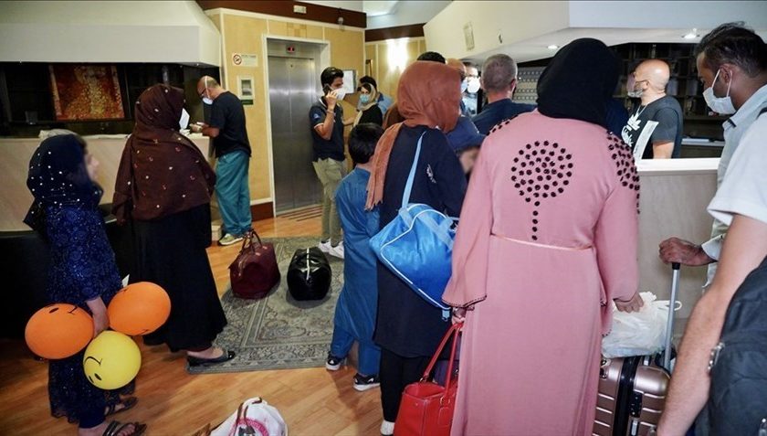 La Puglia accoglie i profughi dall'Afghanistan: 40 persone in arrivo