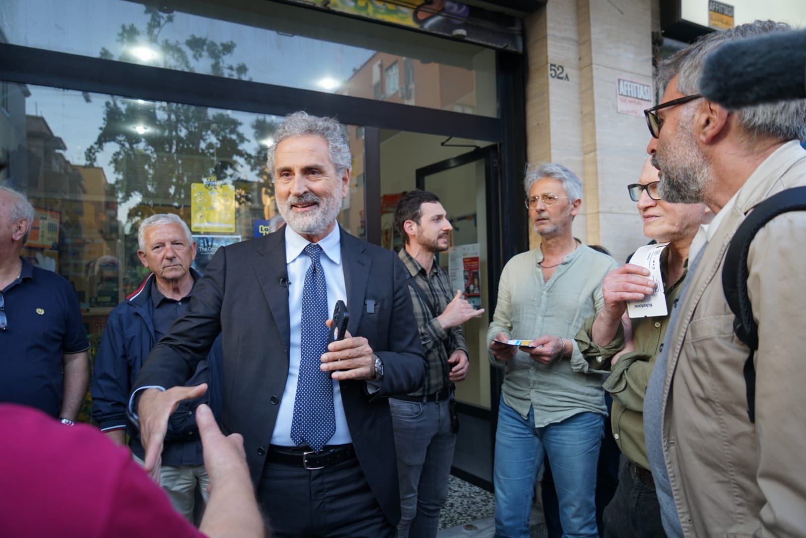 «Reddito Minimo comunale e rinuncia all’aumento dello stipendio per il Sindaco»