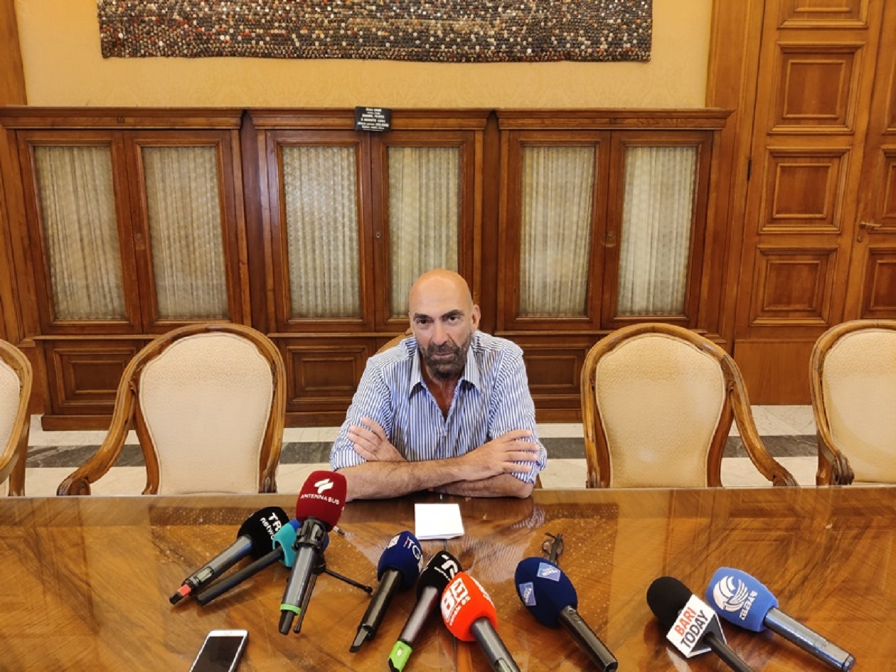 Aggressione al parco Rossani, il Comune si costituisce parte civile. Leccese: «Bari non volta le spalle»