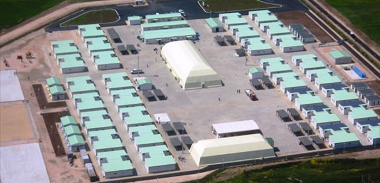 Migranti in marcia verso la Prefettura dopo la morte di un 33enne