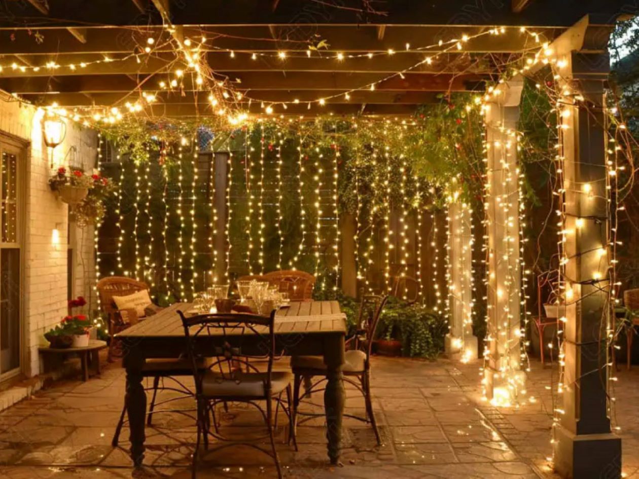 Come scegliere le luci di Natale per esterni: guida a resistenza e sicurezza