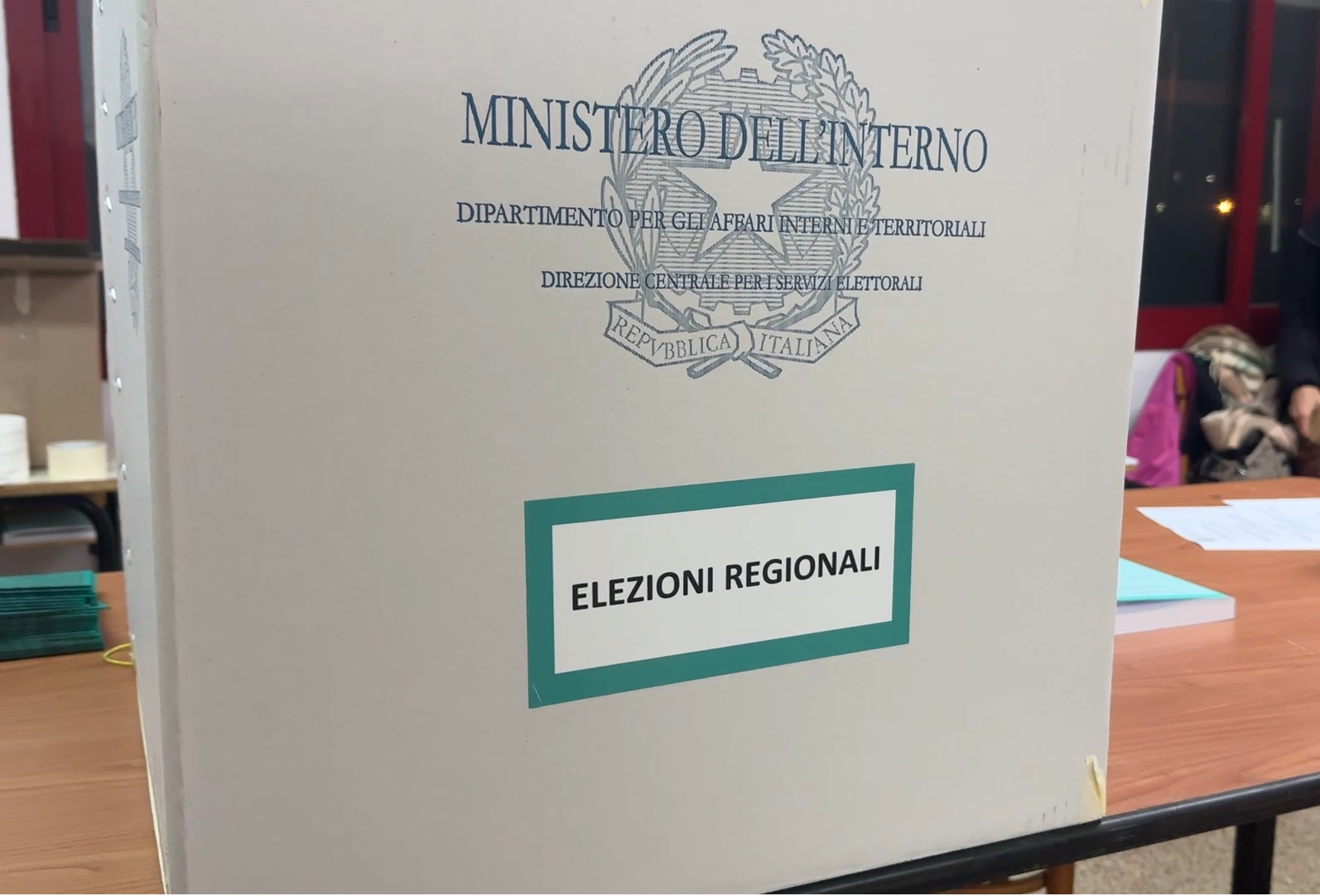 Elezioni regionali, il trionfo di Decaro. Gli aggiornamenti