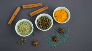 Scoprire il mondo degli ingredienti biologici: un viaggio tra sapori, utilizzi e consapevolezza alimentare