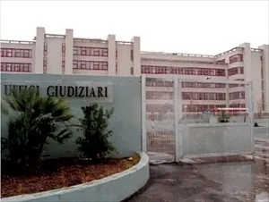 Omicidio Scavo, via agli interrogatori: i tre fermati non rispondono al gip